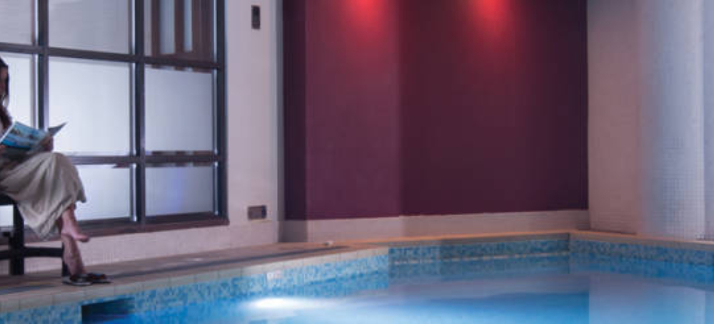 1.the club hotel s slider