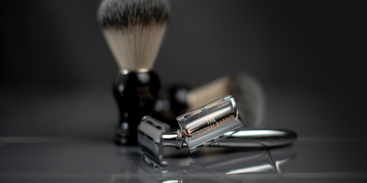 The Personal Barber The Personal Barber Safety Razor and Shaving Brush 6989972
