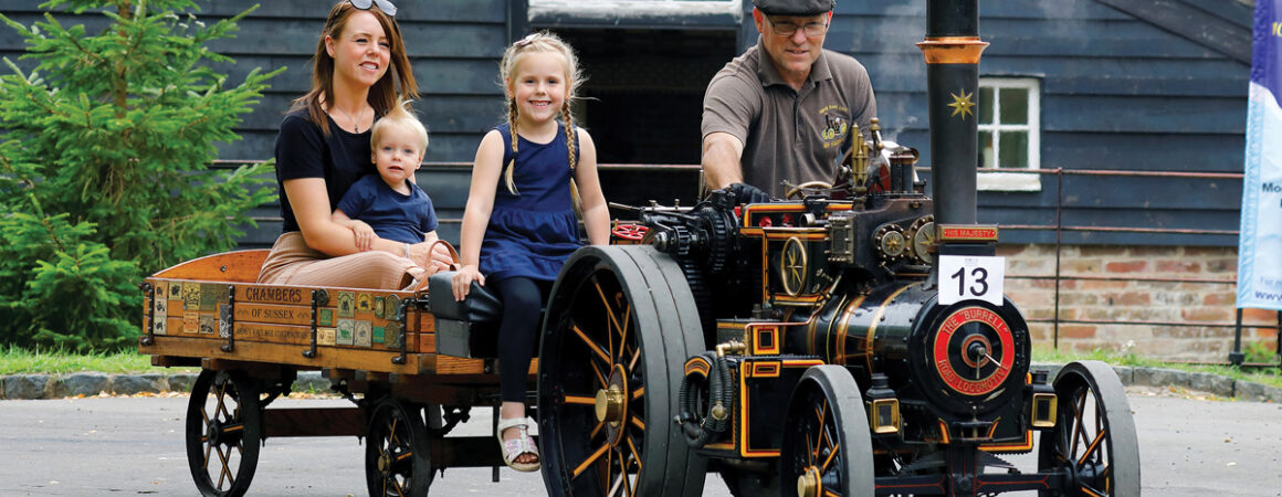 Visitors on Burrel Road Locomotive 2022