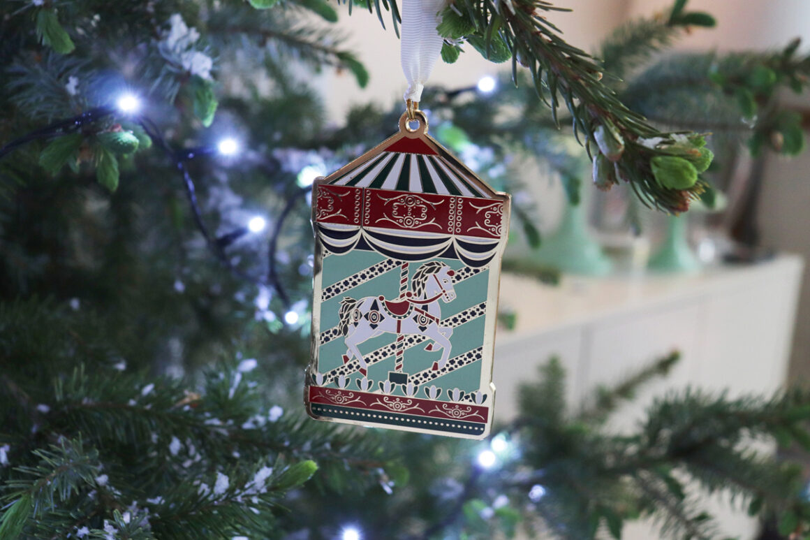 Nancyandbetty tree decoration horse carousel tree decoration