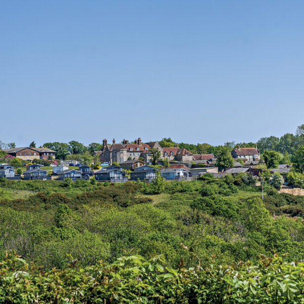 8645233 Crowhurst Park Park Setting exterior16 800