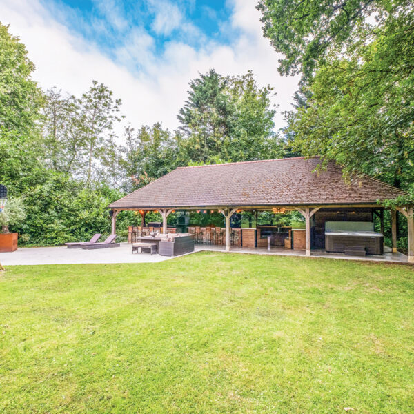 Hucking Hill House Savills 14